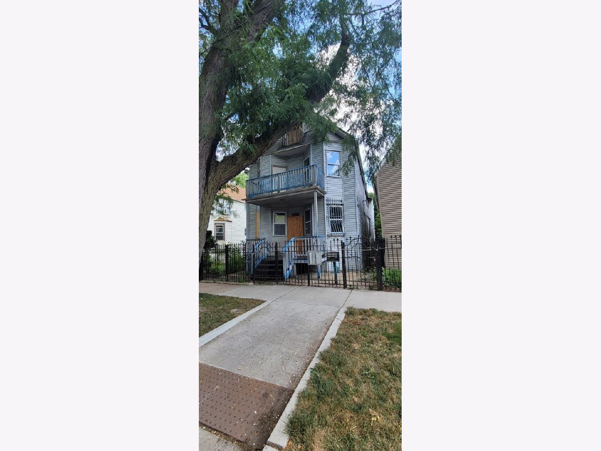  For Sale Chicago Illinois, 1837 Albany Street
