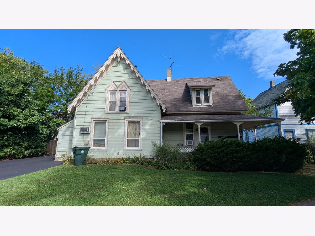  Rented Waukegan Illinois, 714 Glen Rock