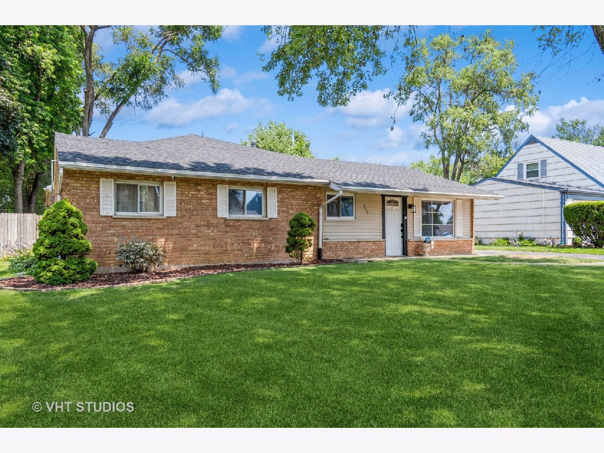  For Sale Bolingbrook Illinois, 520 White Oak Road