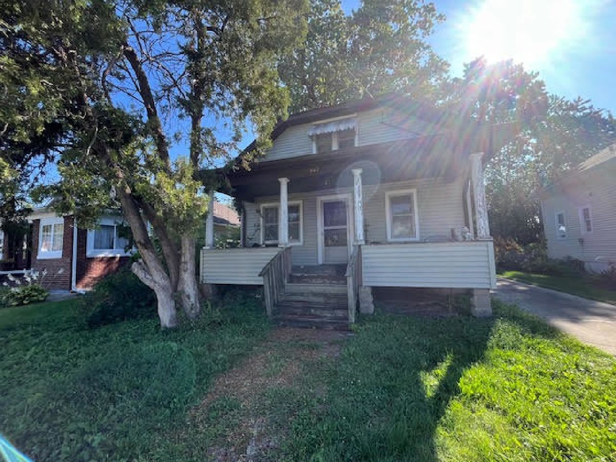  For Sale Aurora Illinois, 867 Church Road