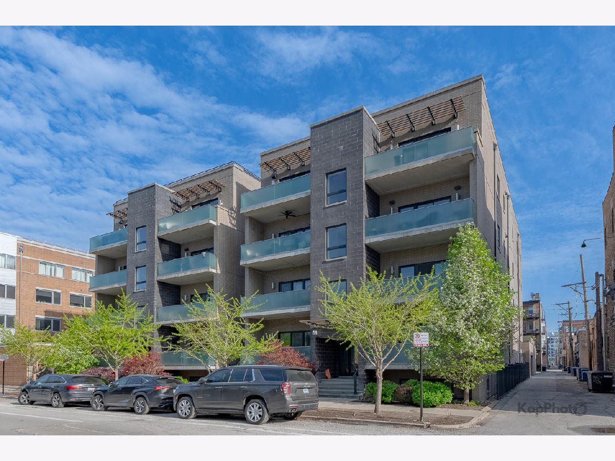  For Sale Chicago Illinois, 1146 Hubbard Street
