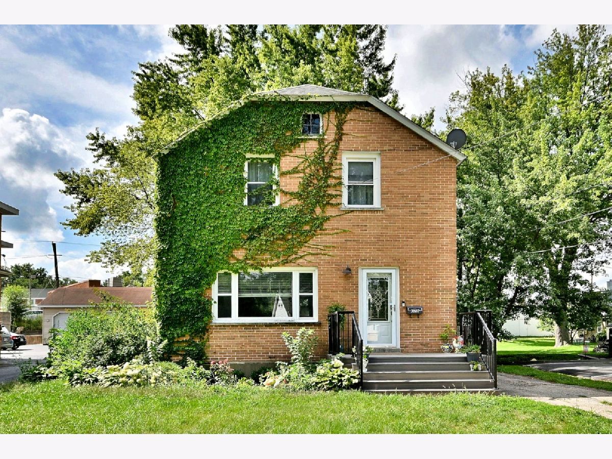  For Sale Mchenry Illinois, 3807 Millstream Drive