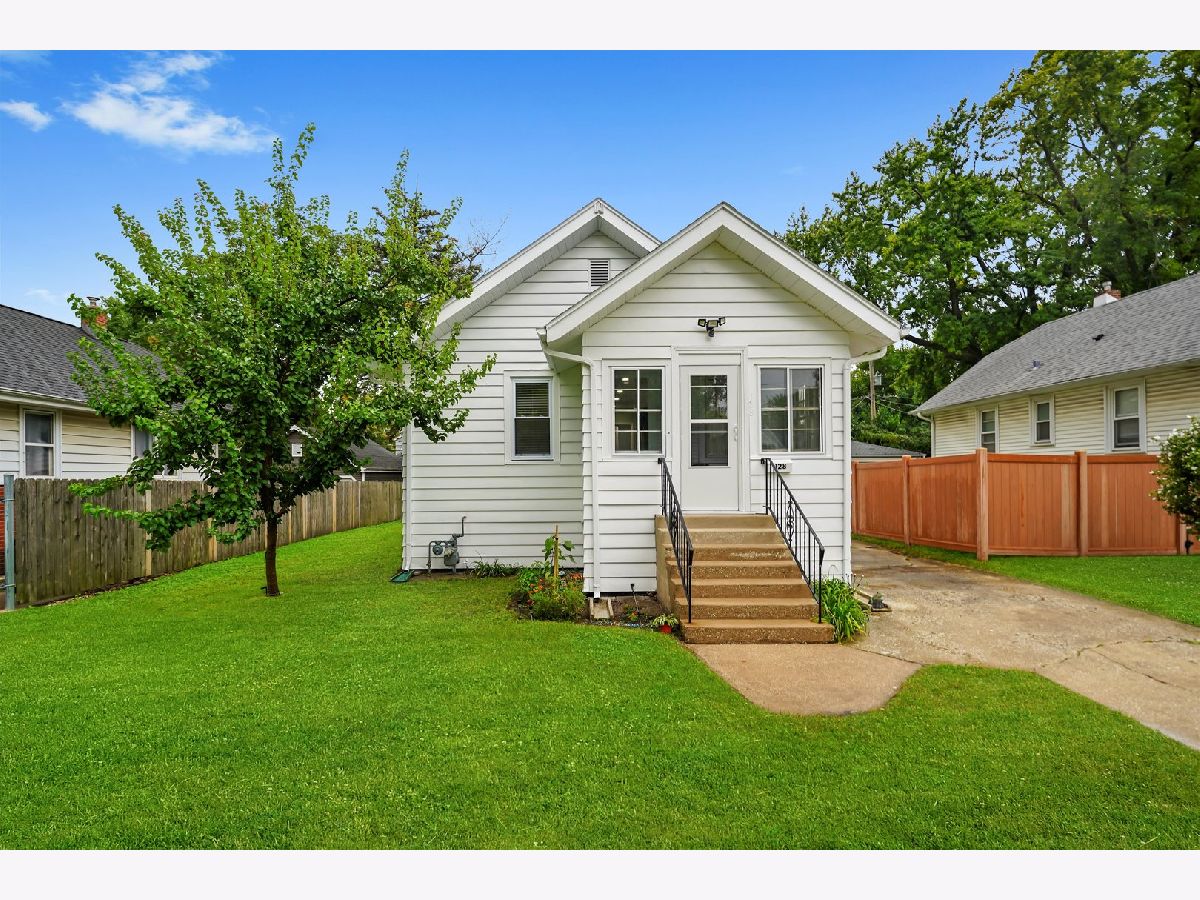 Sold Elmhurst Illinois, 128 Oakland