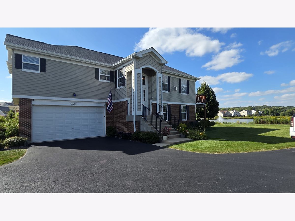 Homes & Townhomes & Condos For Rent Legend Lakes Mchenry Illinois, 540 Legend