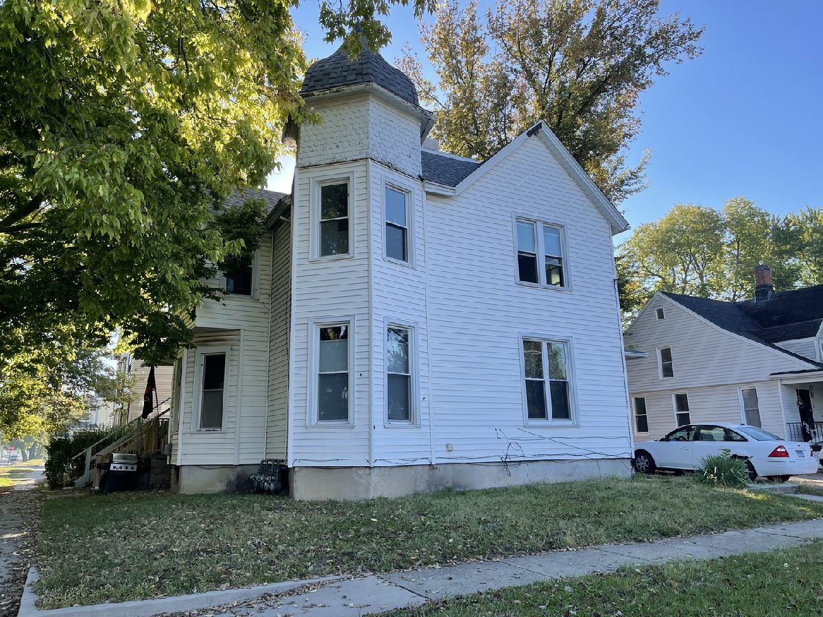  Rented Ottawa Illinois, 1130 Post