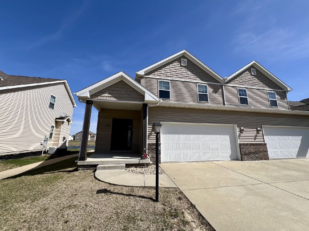 Homes & Condominiums For Rent Boulder Ridge Champaign Illinois, 1320 Myrtle Beach