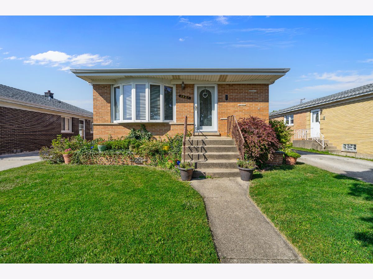  For Sale Schiller Park Illinois, 3821 Emerson Drive