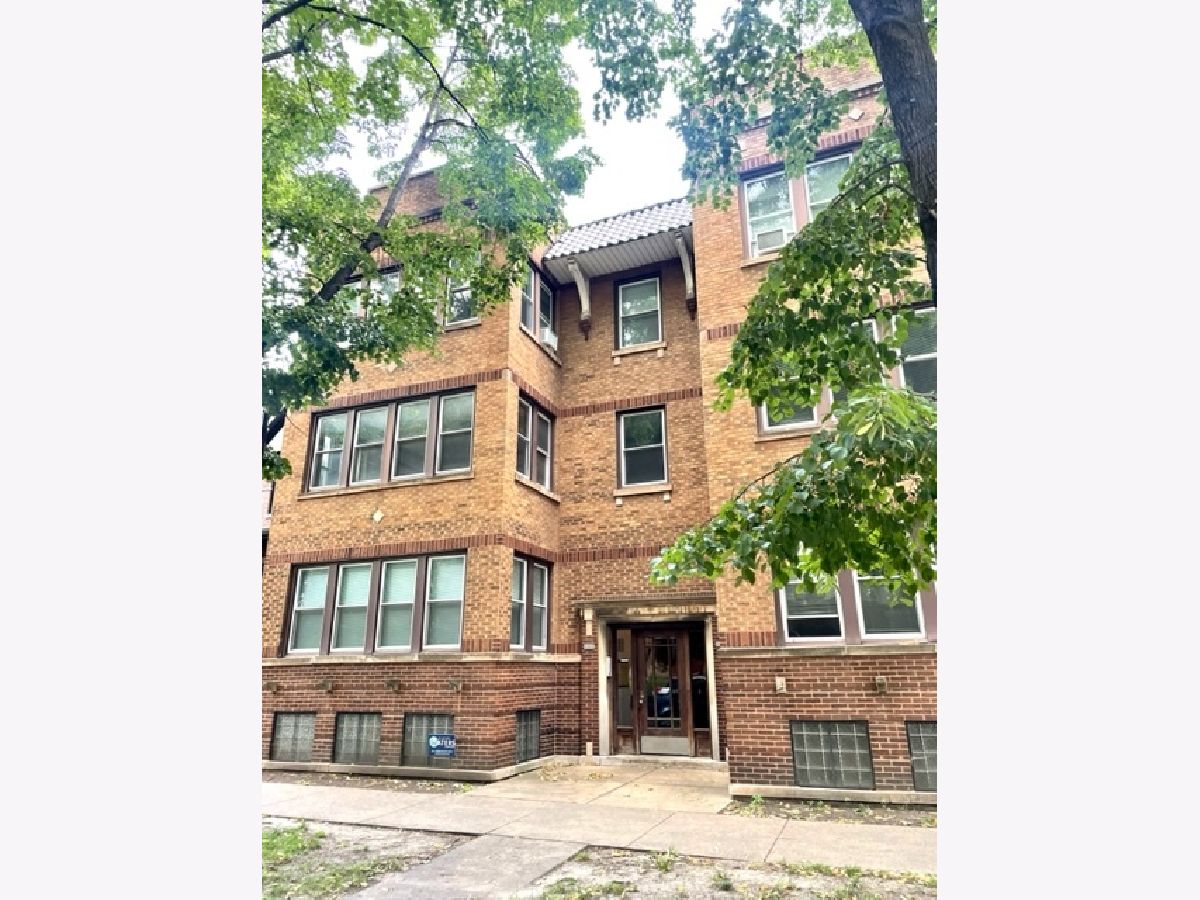  Rented Chicago Illinois, 2300 Sunnyside