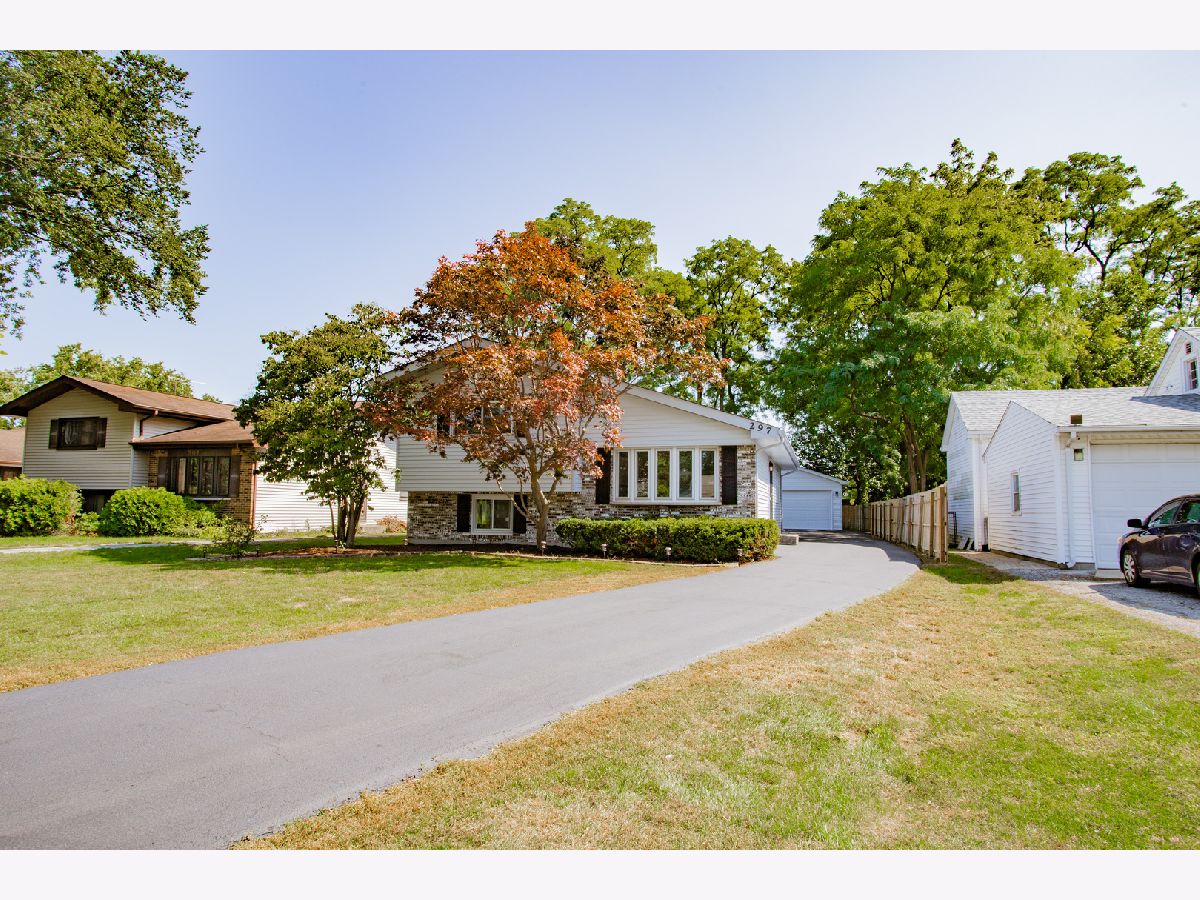  For Sale Wood Dale Illinois, 297 Central Avenue