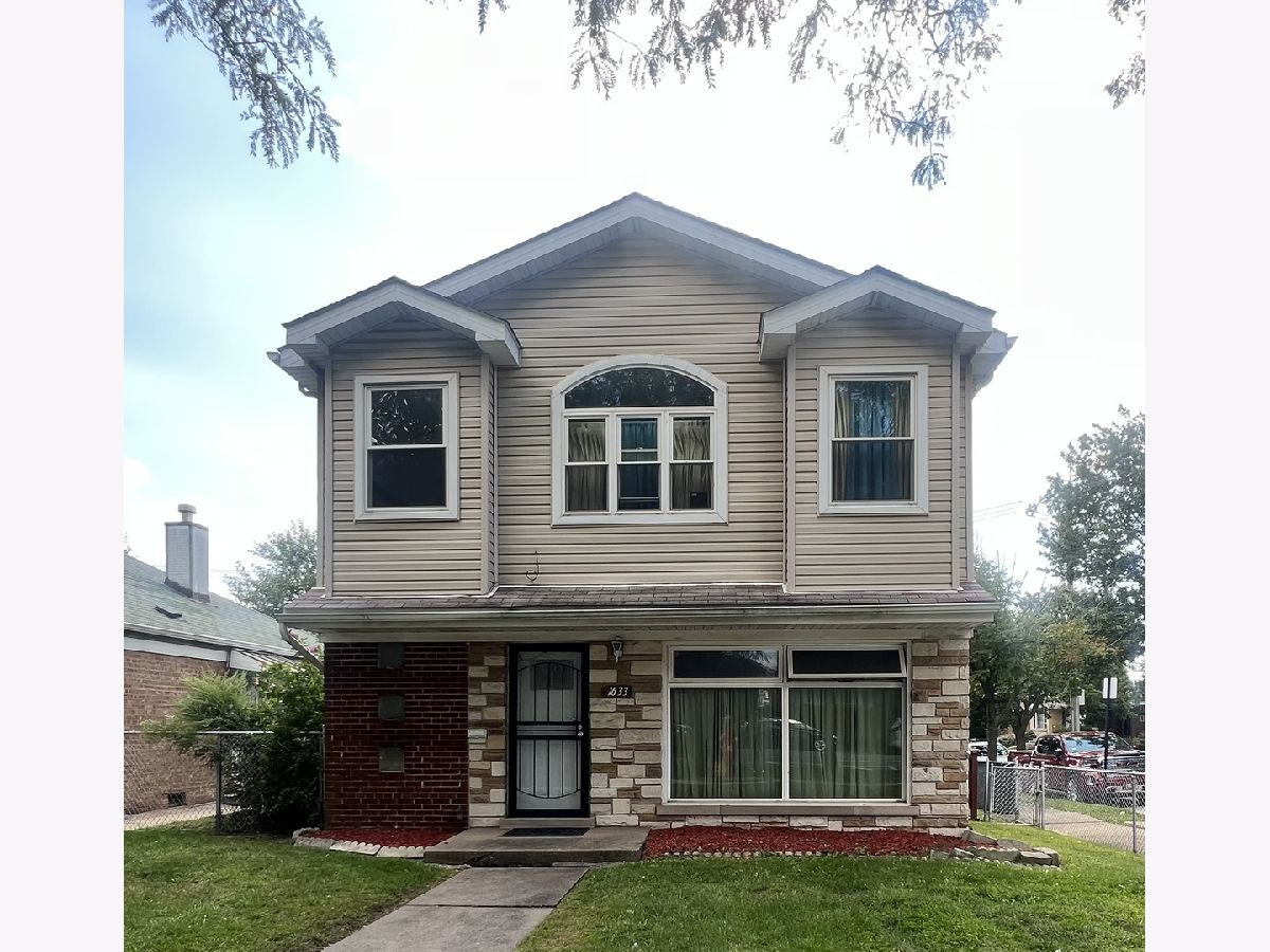  For Sale Chicago Illinois, 1633 93rd Street