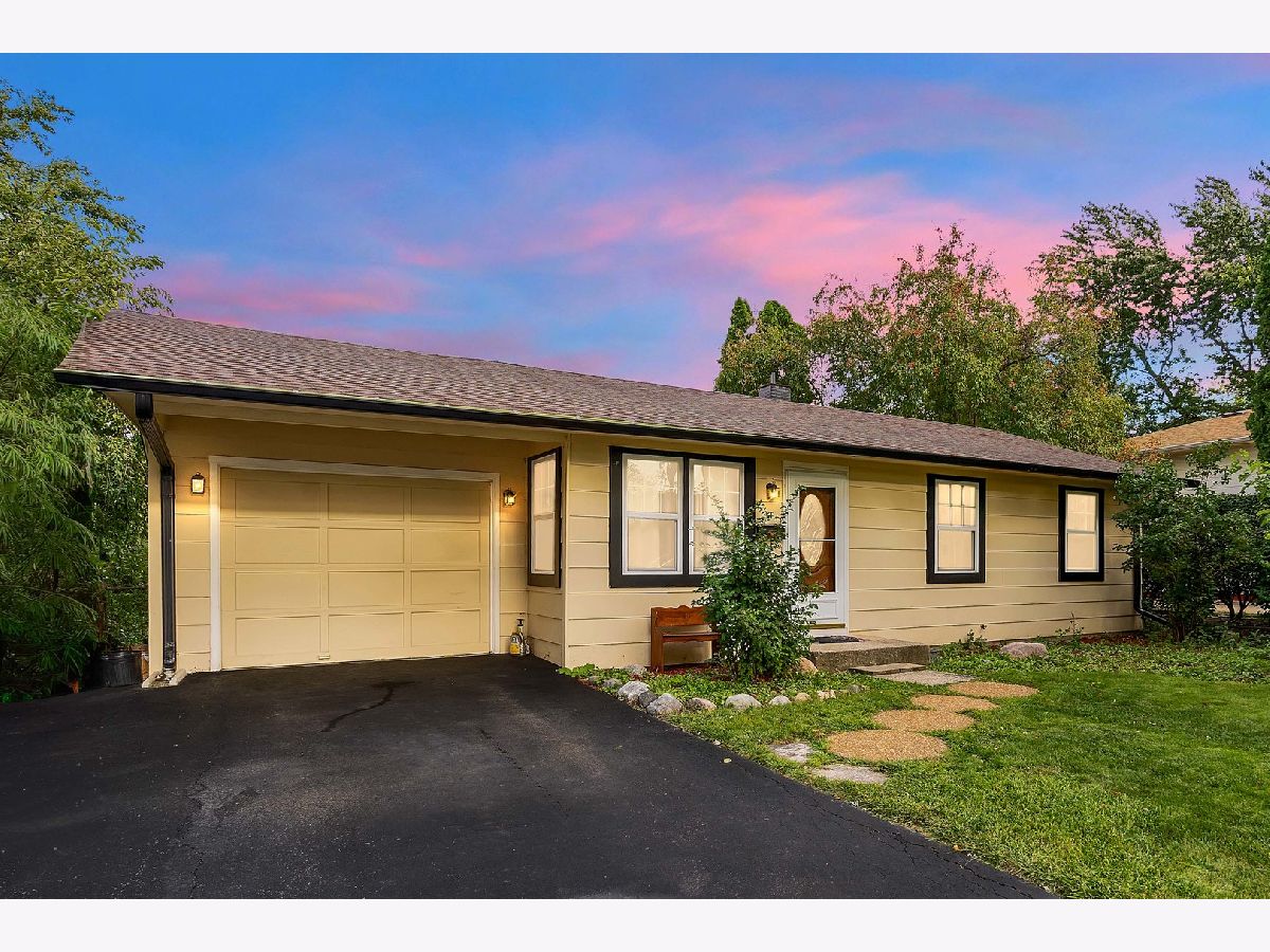  Rented Hanover Park Illinois, 6641 Peach Tree