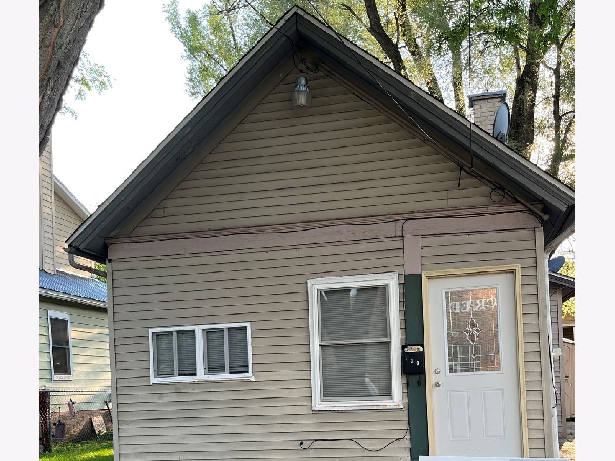  Rented Aurora Illinois, 120 State