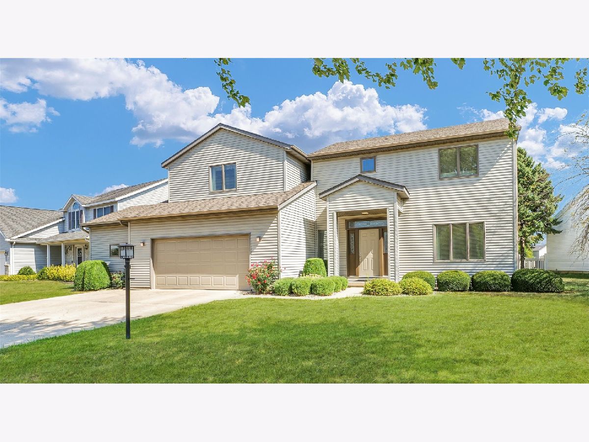 Homes For Sale Glenshire Champaign Illinois, 1512 Cobblefield Road