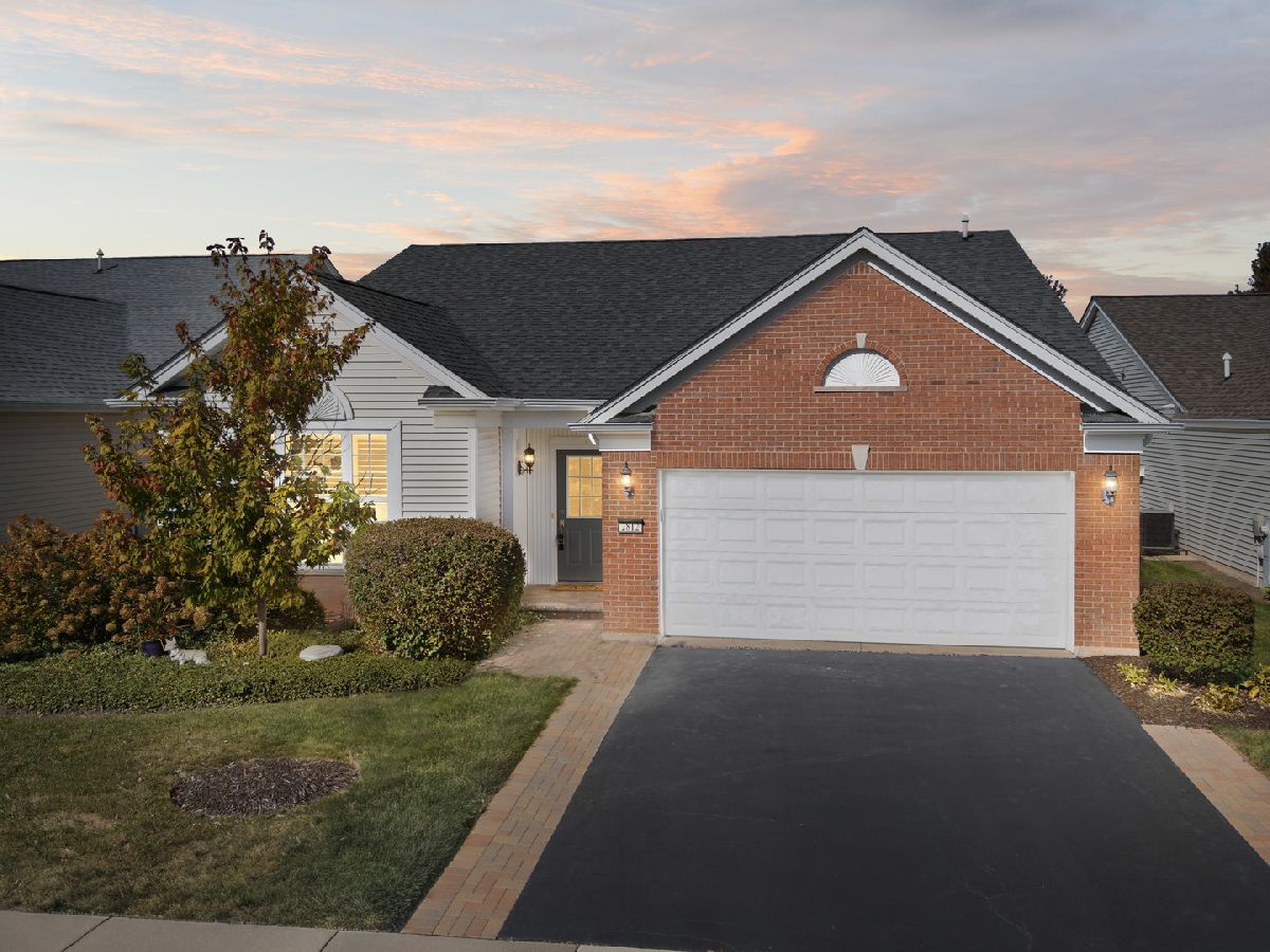 Homes For Sale Edgewater By Del Webb Elgin Illinois, 2812 Cascade Falls Circle