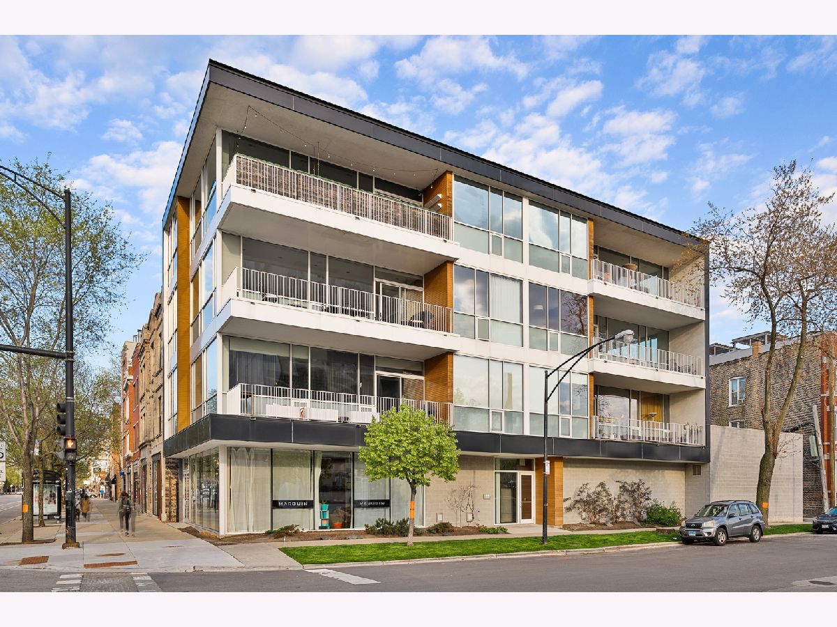  For Sale Chicago Illinois, 2157 Division Street