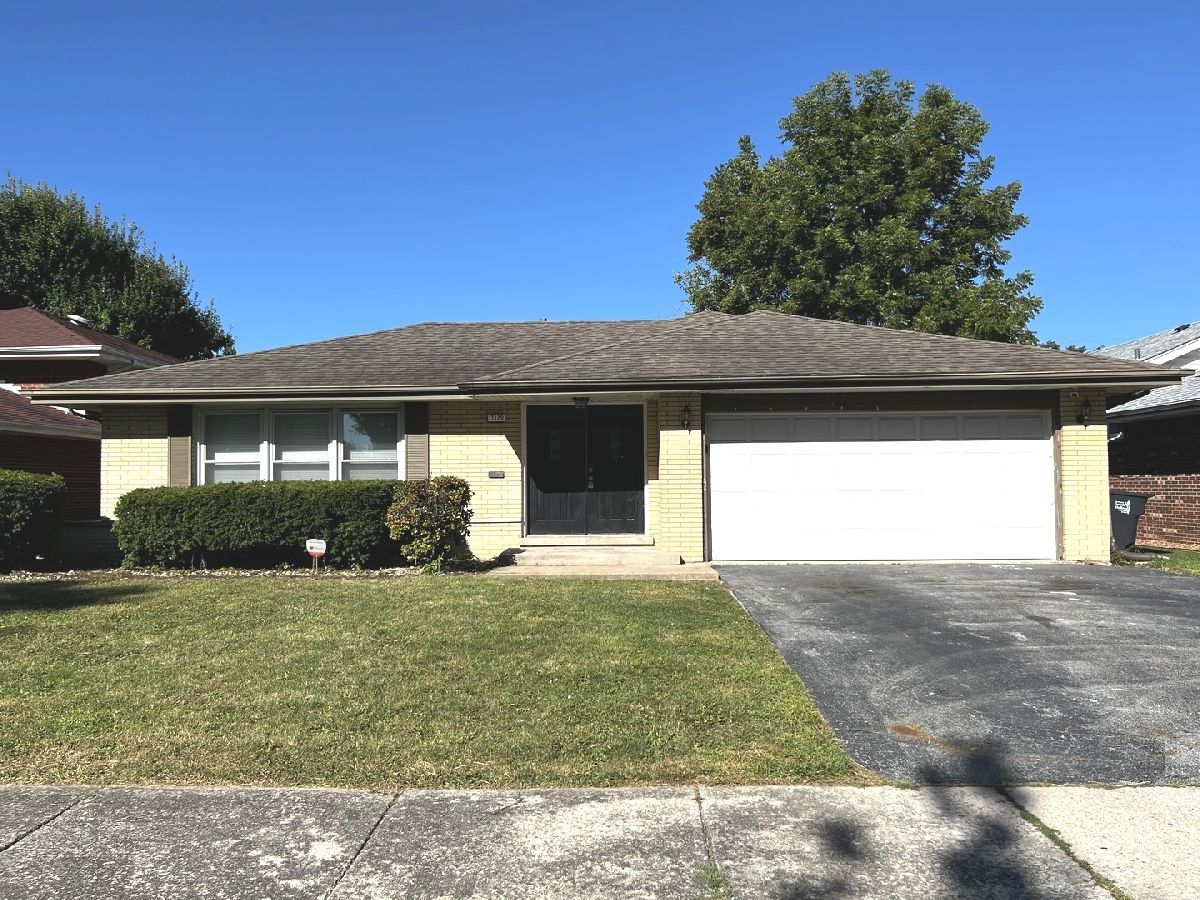  For Sale South Holland Illinois, 17120 University Avenue