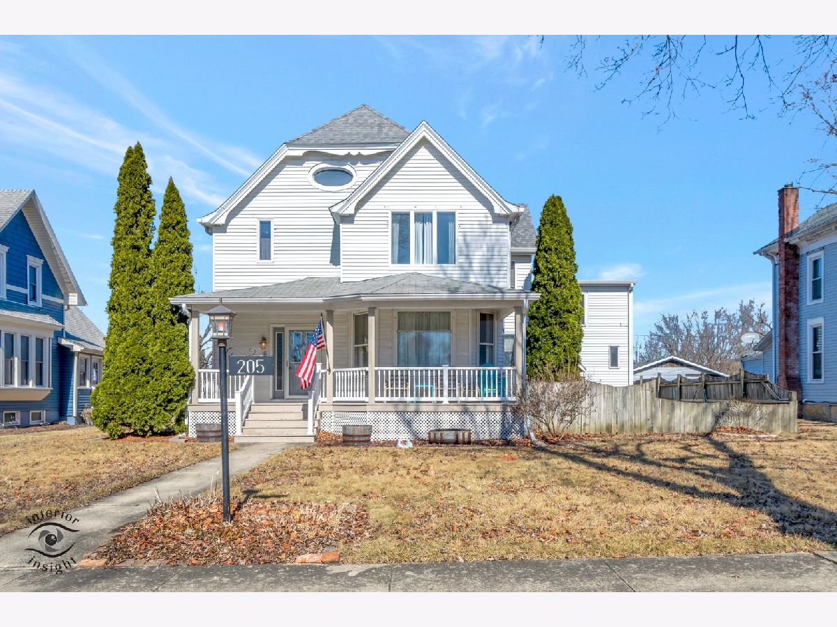  For Sale Peotone Illinois, 205 Crawford Street