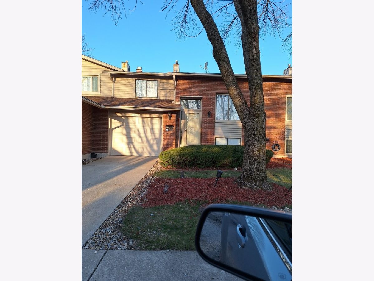  For Sale Hazel Crest Illinois, 18650 Golfview Drive