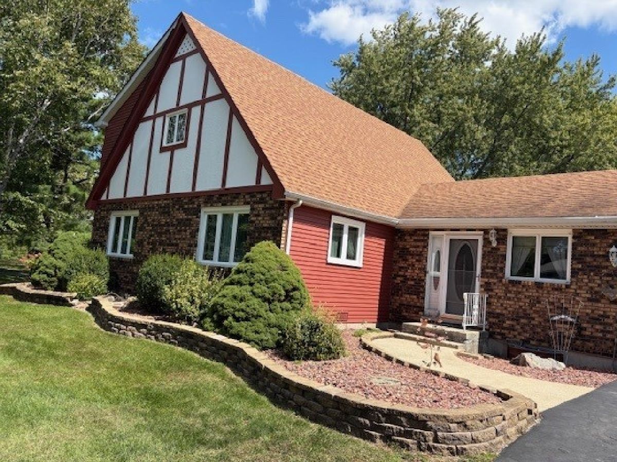  For Sale Hampshire Illinois, 19N053 Felsmith Road