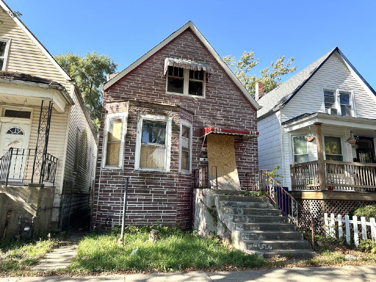  For Sale Chicago Illinois, 7238 May Street
