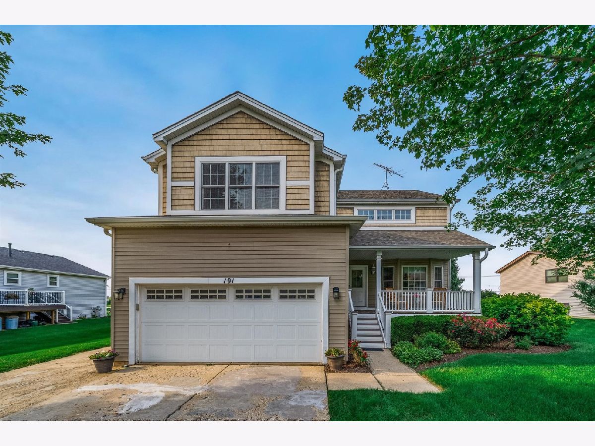  For Sale Sugar Grove Illinois, 191 Meadows Drive