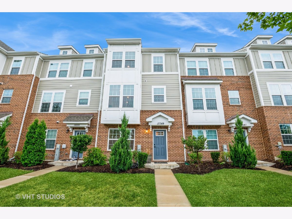 Townhomes & Homes For Sale Colette Highlands Orland Park Illinois, 15549 Alice Mae Court
