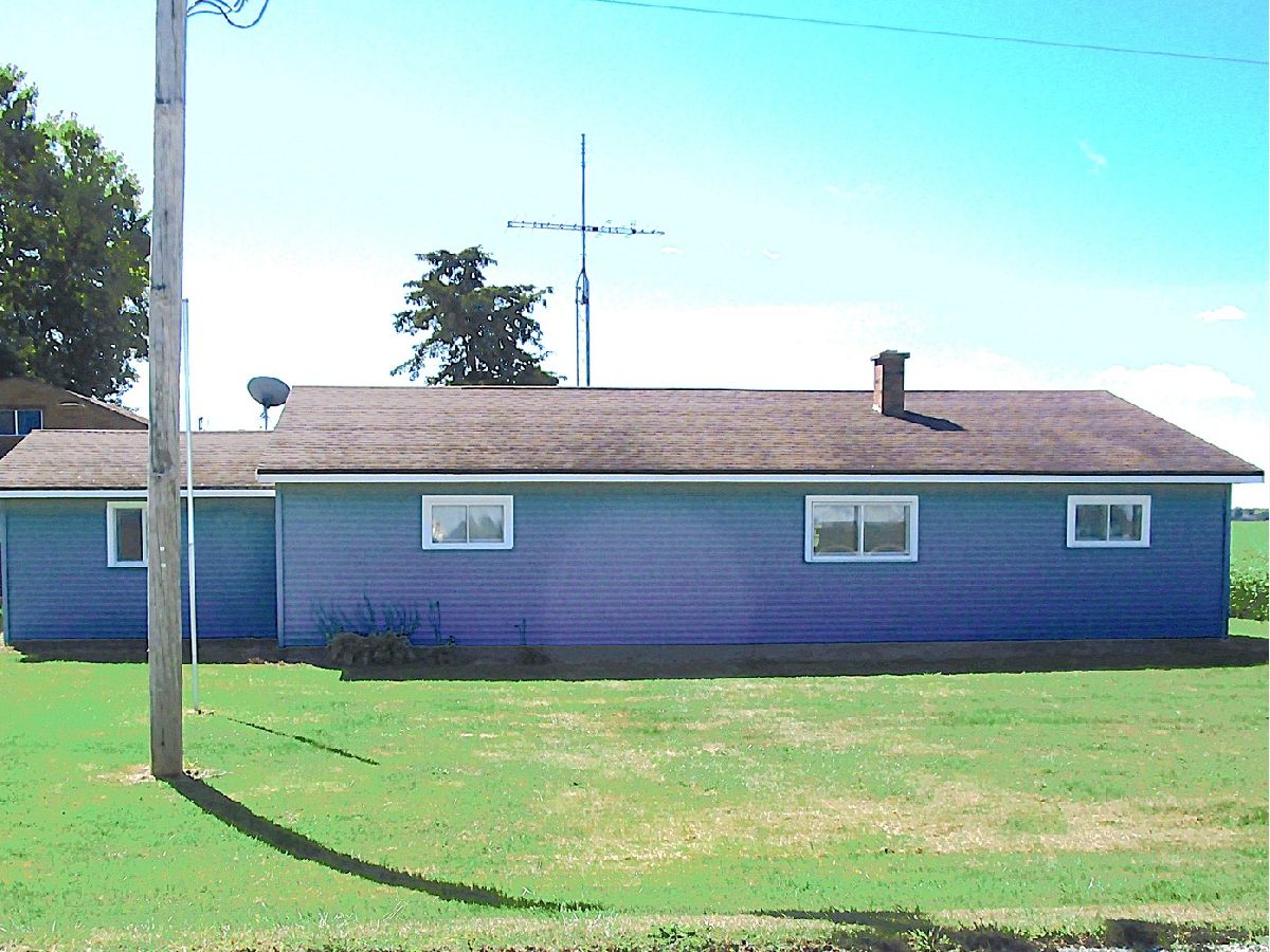  For Sale Amboy Illinois, 1713 Nauman Road
