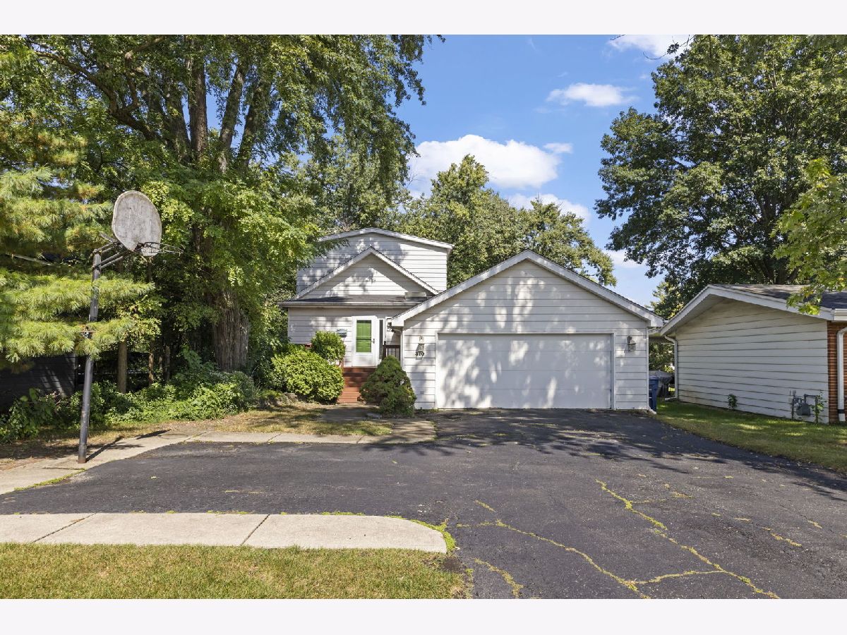  For Sale Clarendon Hills Illinois, 410 Chicago Avenue