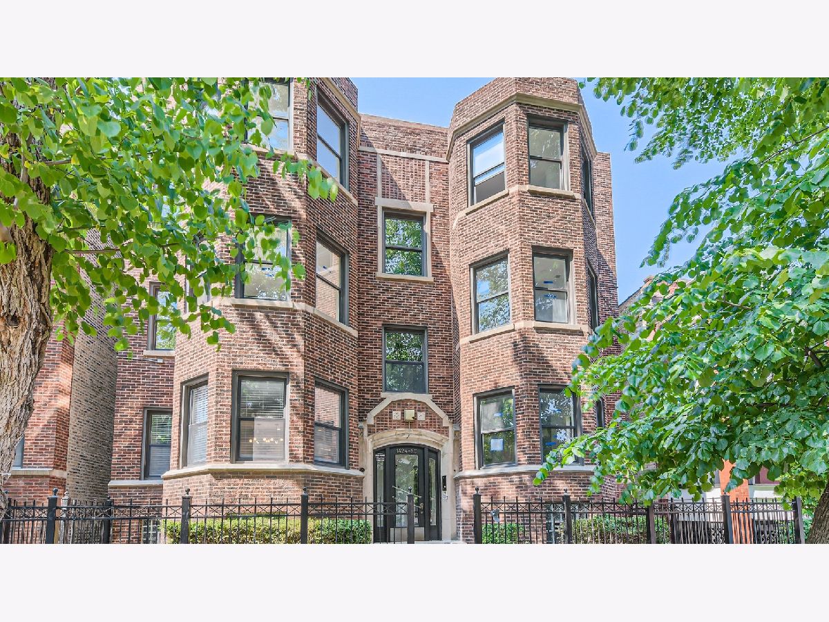  Rented Chicago Illinois, 1428 Winnemac