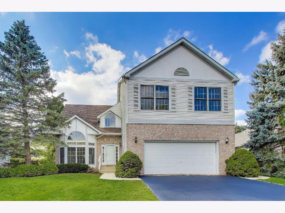  For Sale Lake Zurich Illinois, 245 Hidden Creek Road