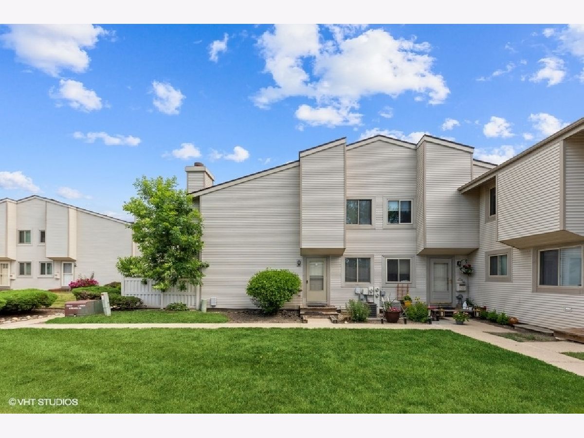  Rented Schaumburg Illinois, 1030 Emerald