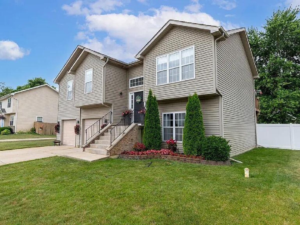  For Sale Cedar Lake Indiana, 14322 Colfax Street
