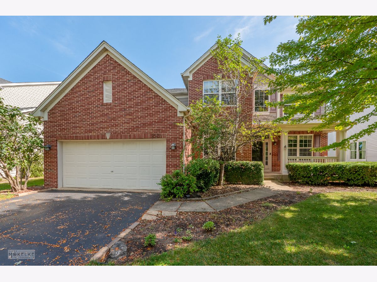 Homes & Townhomes For Sale Blackberry Crossing Montgomery Illinois, 2524 Prairie Crossing Drive
