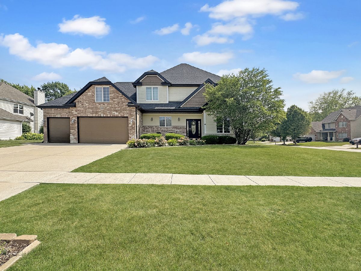 Homes & Townhomes For Sale Highlands Channahon Illinois, 26729 Allison Drive