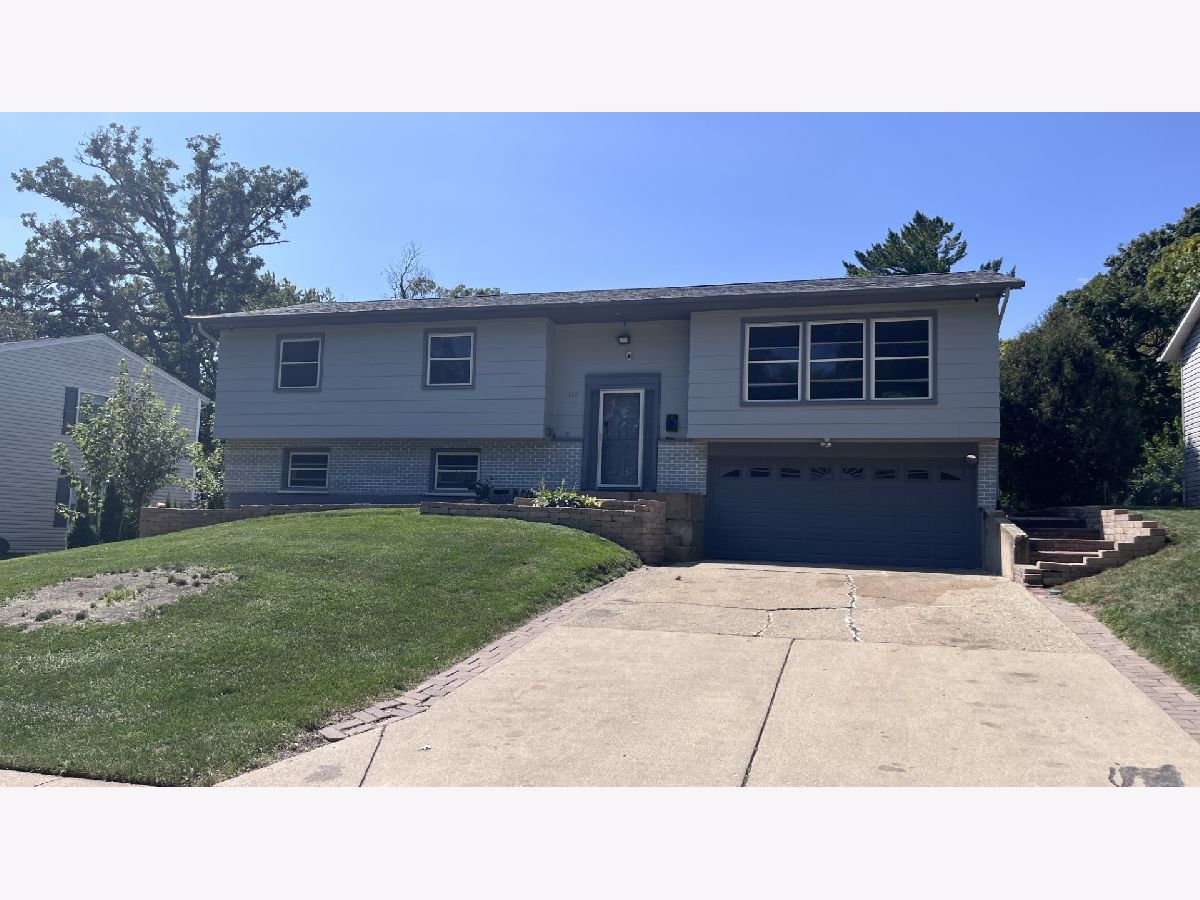  Rented Streamwood Illinois, 110 Woodcrest