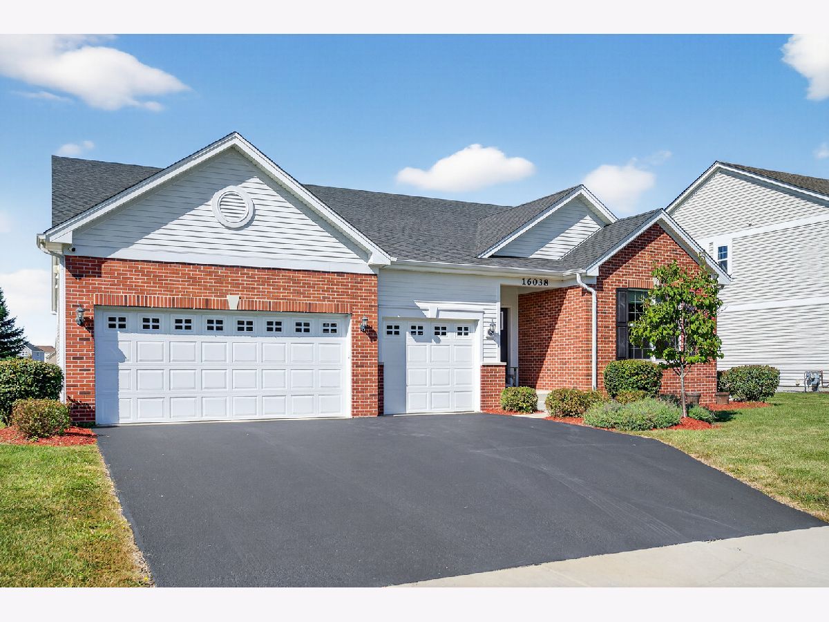 Homes For Sale Springbank Plainfield Illinois, 16038 Selfridge Circle