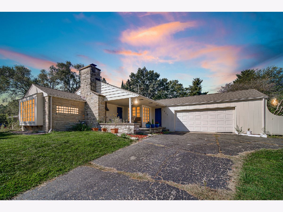  For Sale Joliet Illinois, 1501 Sugar Valley Lane