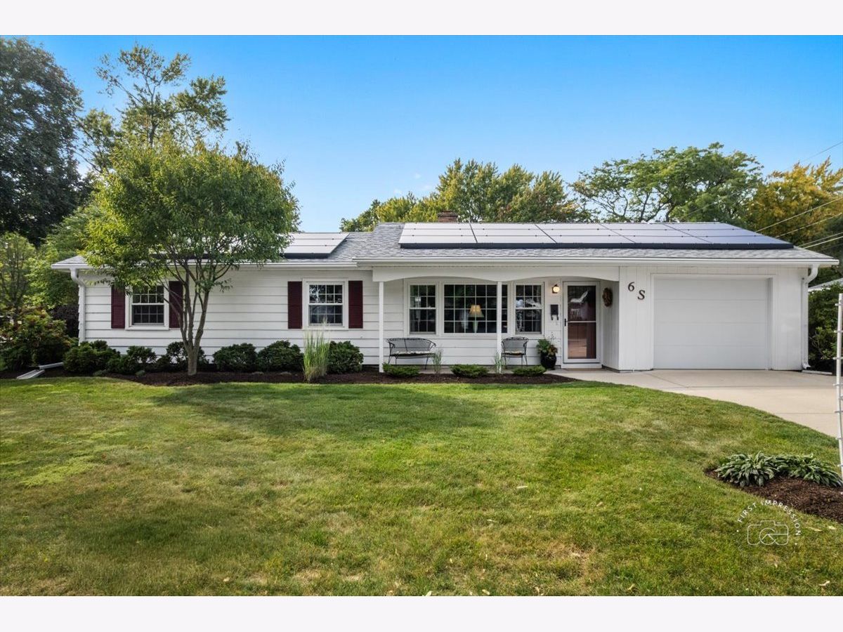  For Sale North Aurora Illinois, 6 Sycamore Lane
