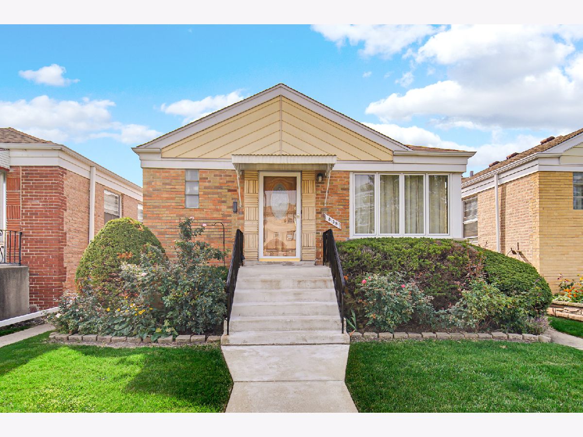 For Sale Chicago Illinois, 8159 Forest Preserve Avenue