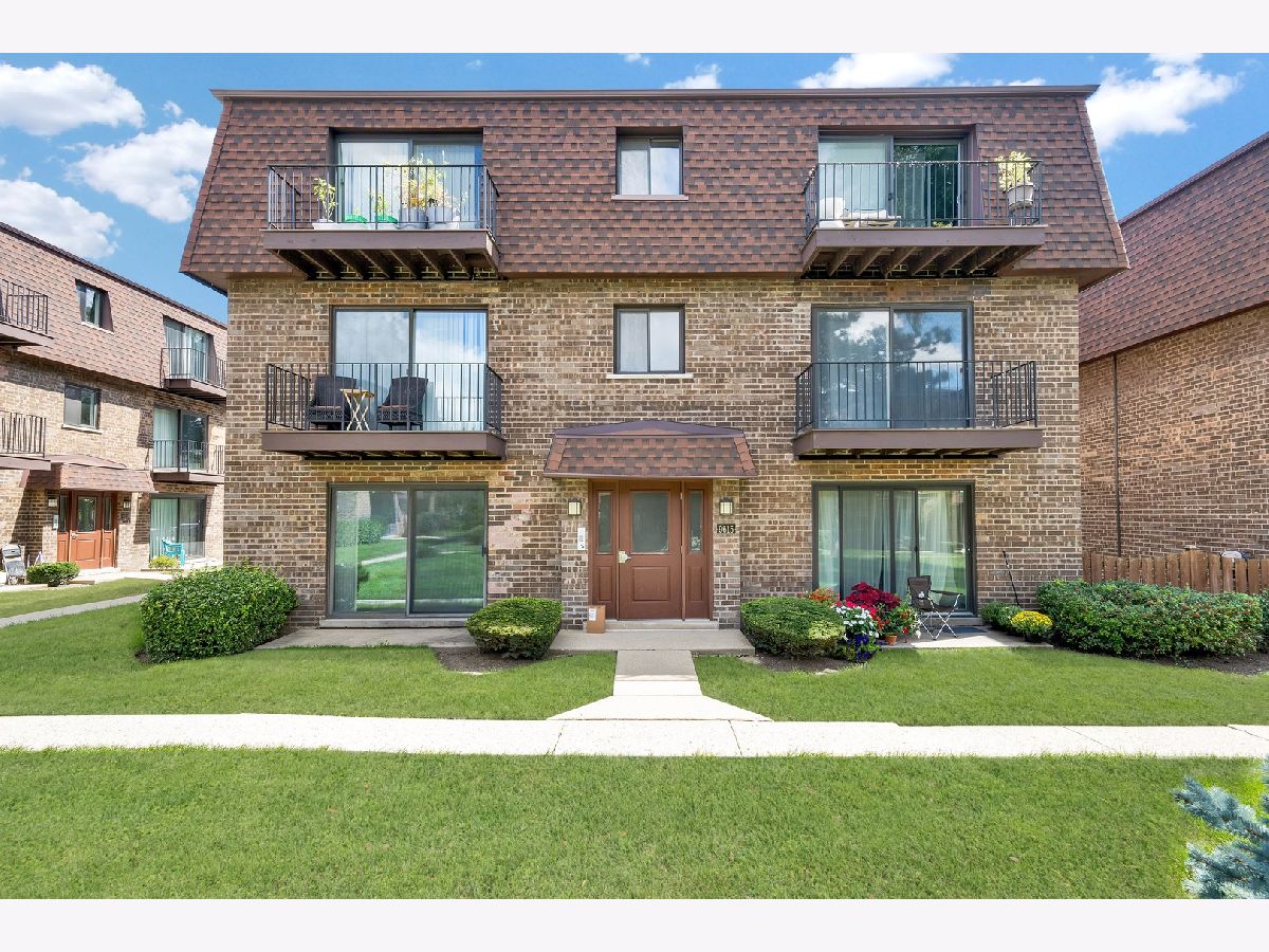  Rented Des Plaines Illinois, 9615 Bianco