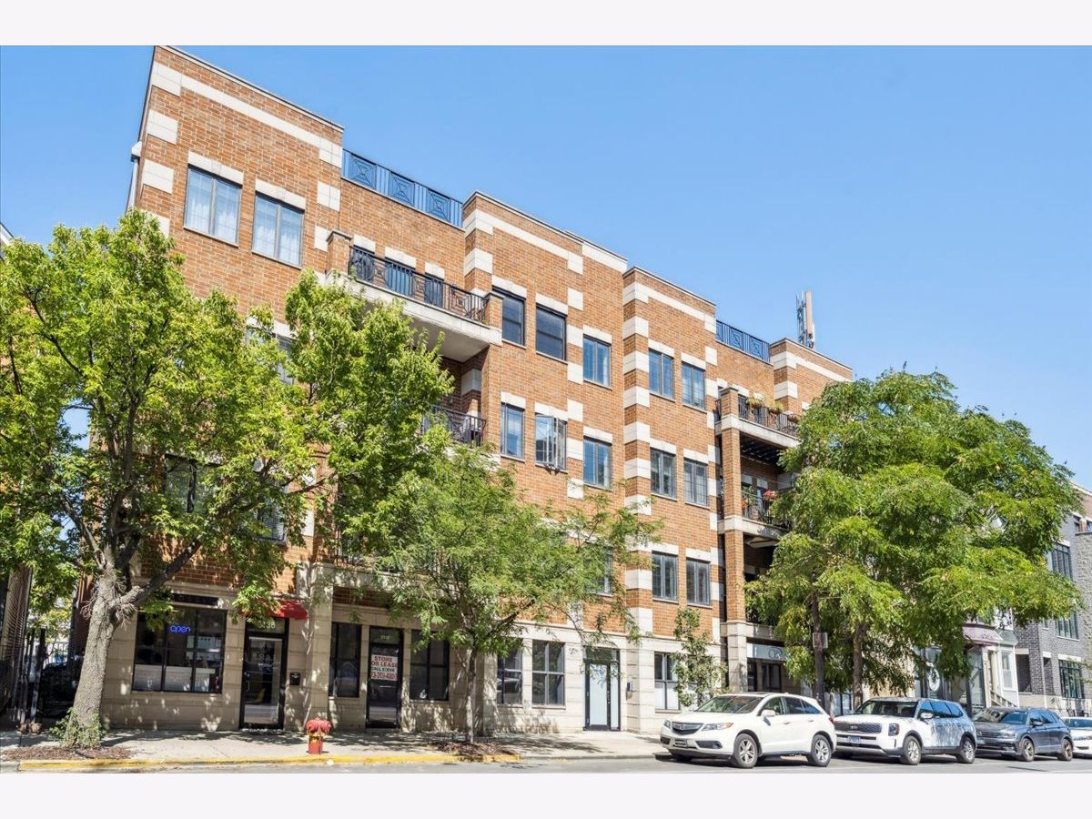  Sold Chicago Illinois, 2130 Belmont