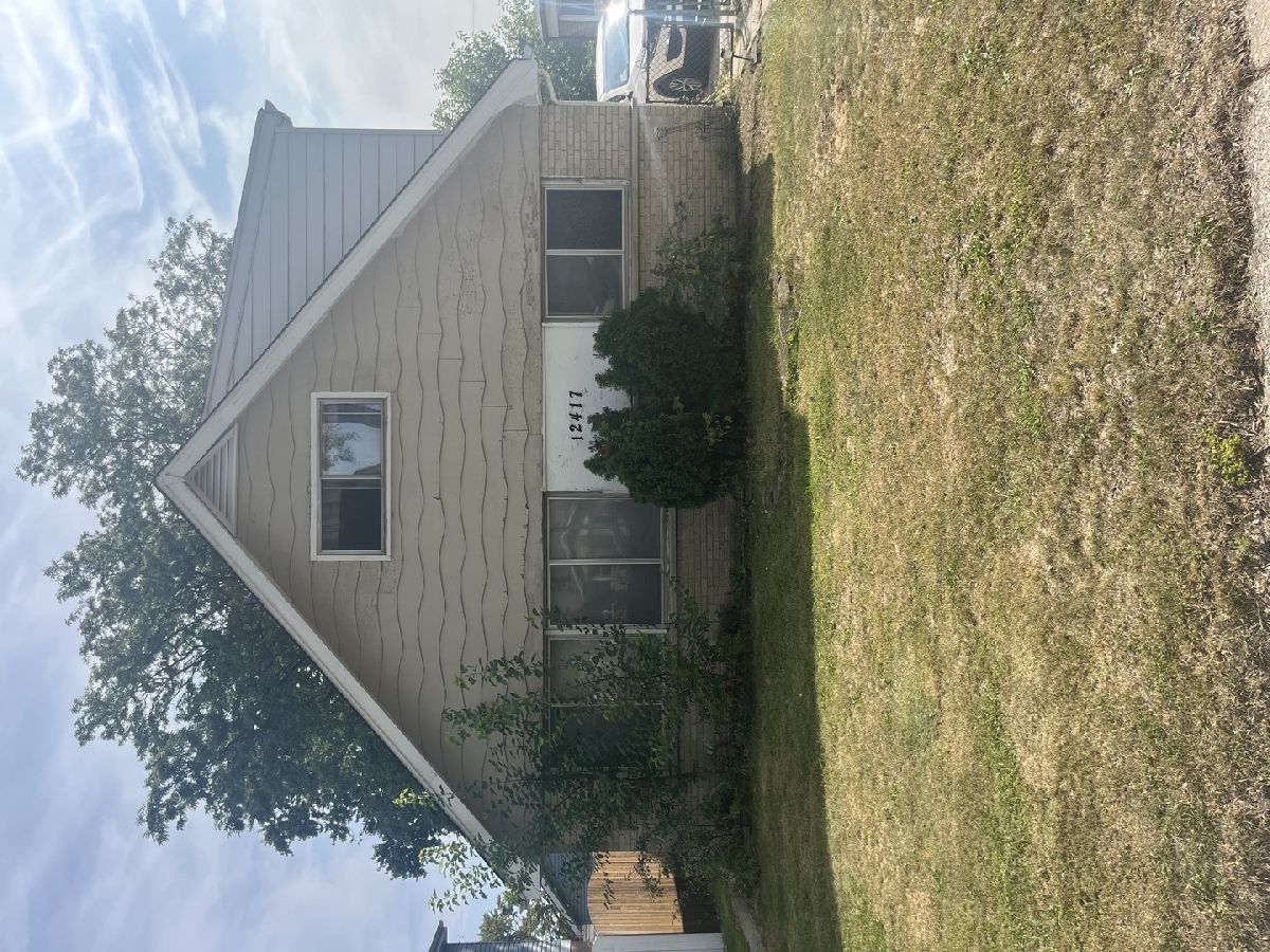  For Sale Alsip Illinois, 12417 Orchard Street