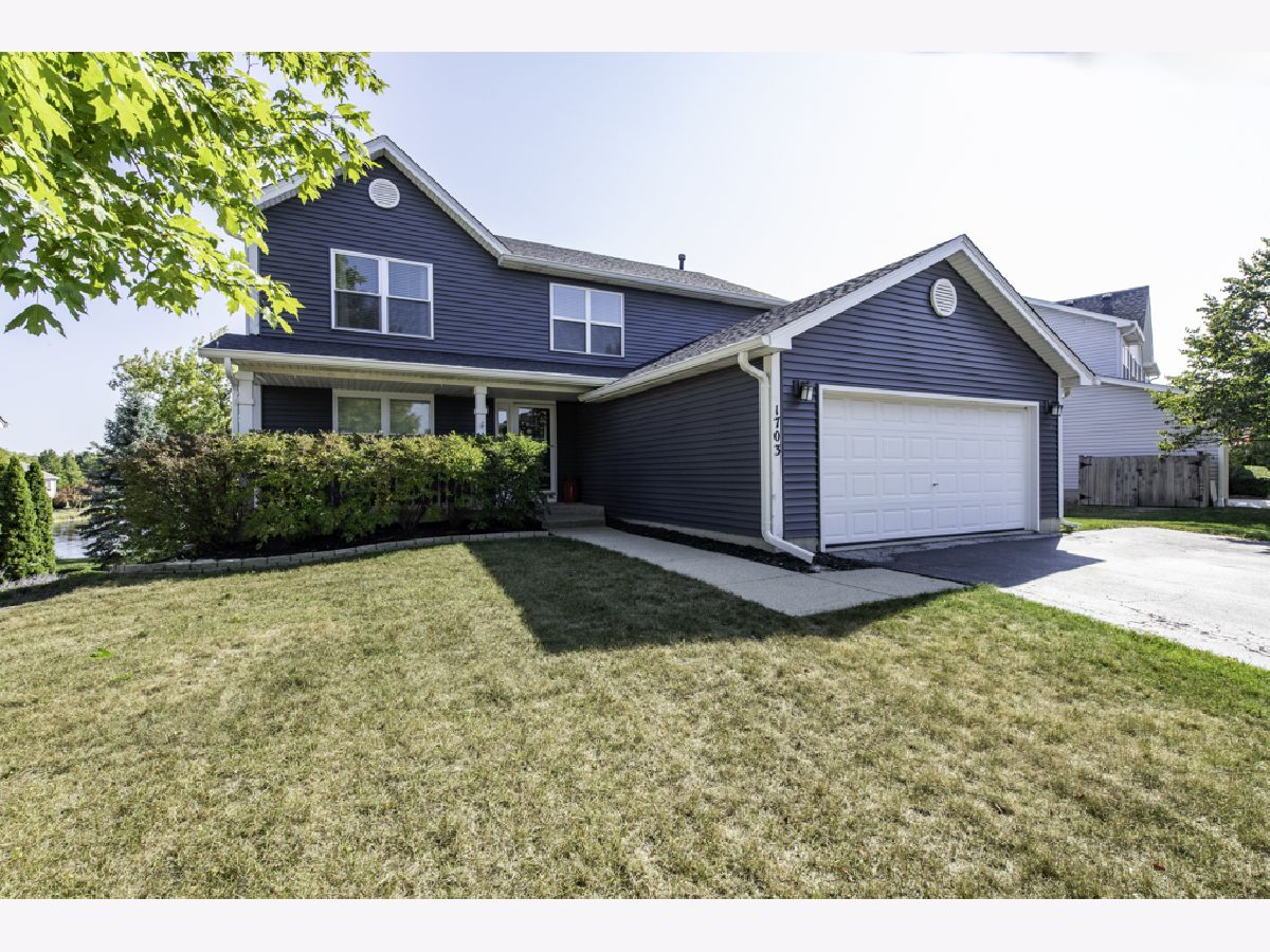 Homes For Sale Oakland Ridge Lake Villa Illinois, 1703 Mulberry Drive