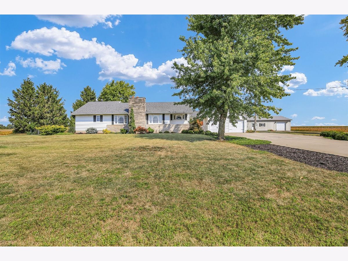  Sold Arcola Illinois, 970E Co Rd 600n
