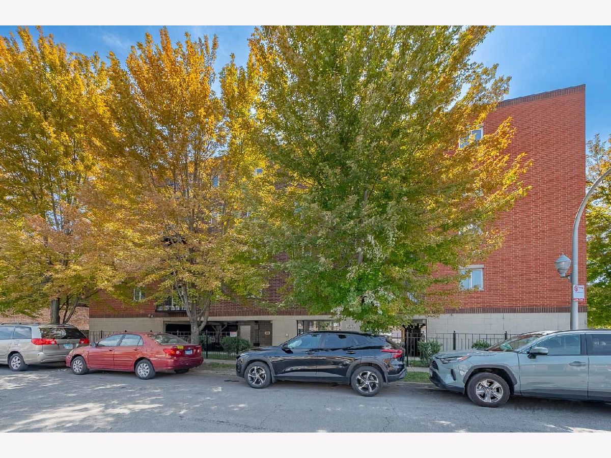  For Sale Chicago Illinois, 475 24th Street