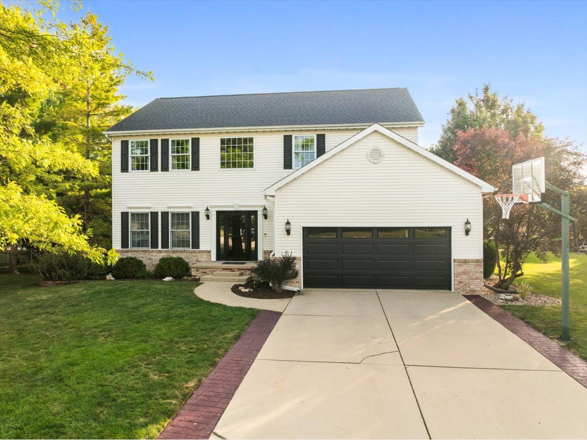  Sold Bloomington Illinois, 3501 Wine