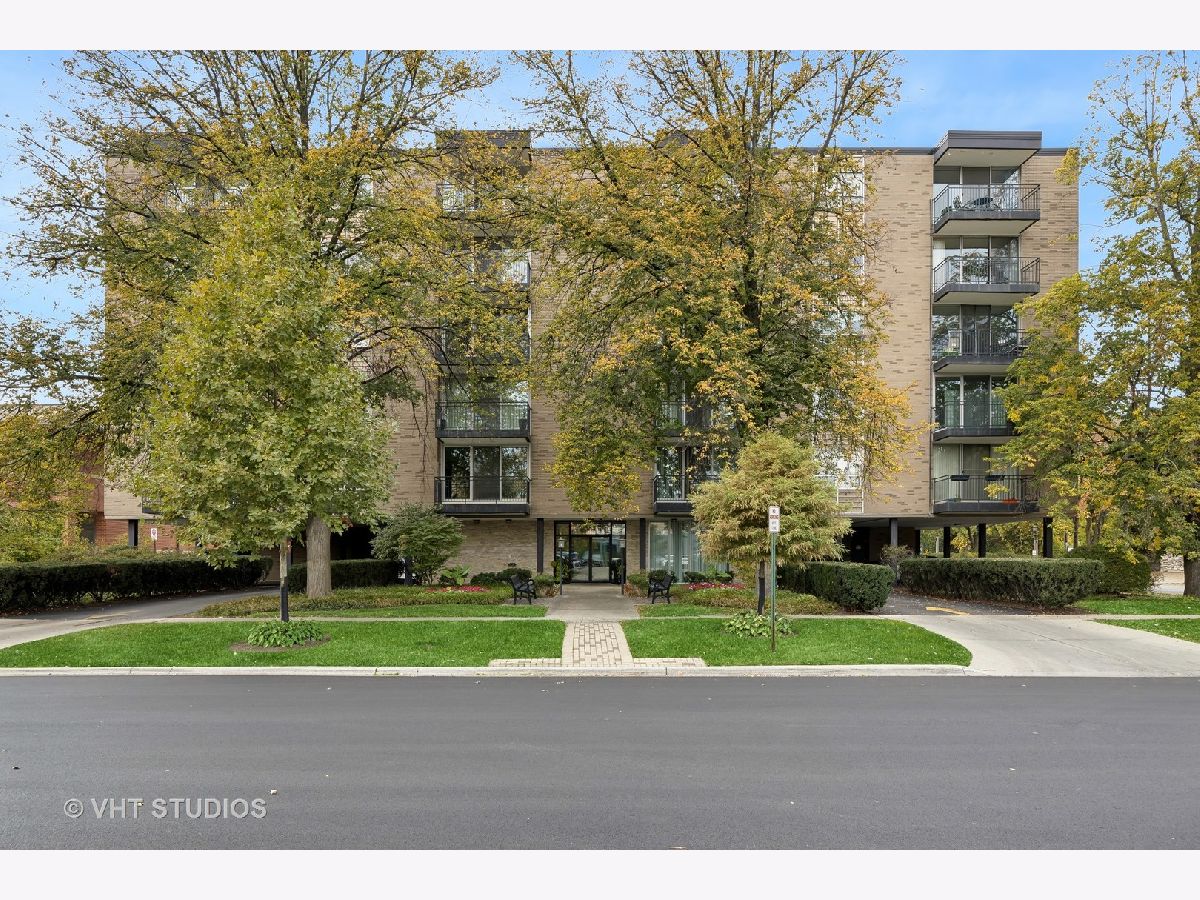  Sold River Forest Illinois