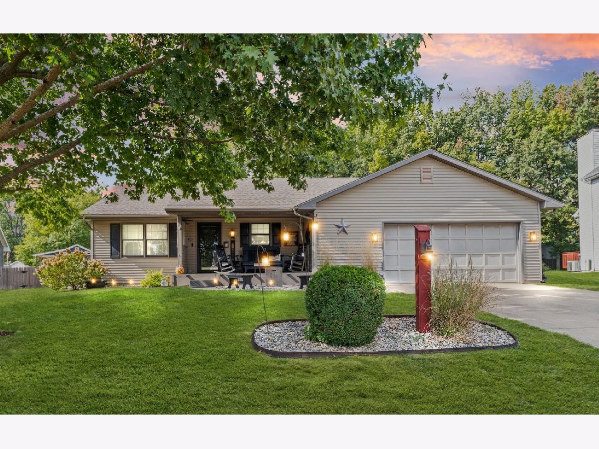  For Sale Monticello Illinois, 1214 Center Street