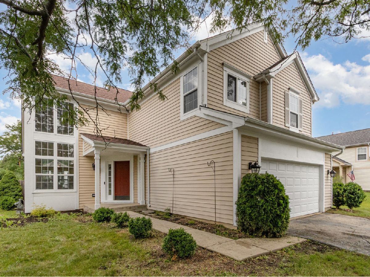 Rented Bolingbrook Illinois, 11 Lindsey