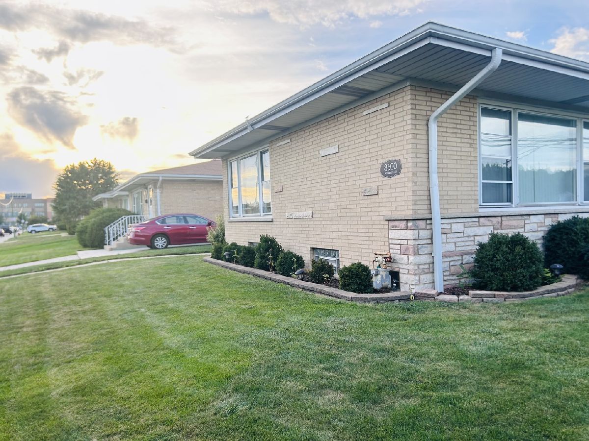 For Rent Chicago Illinois, 8500 Winona